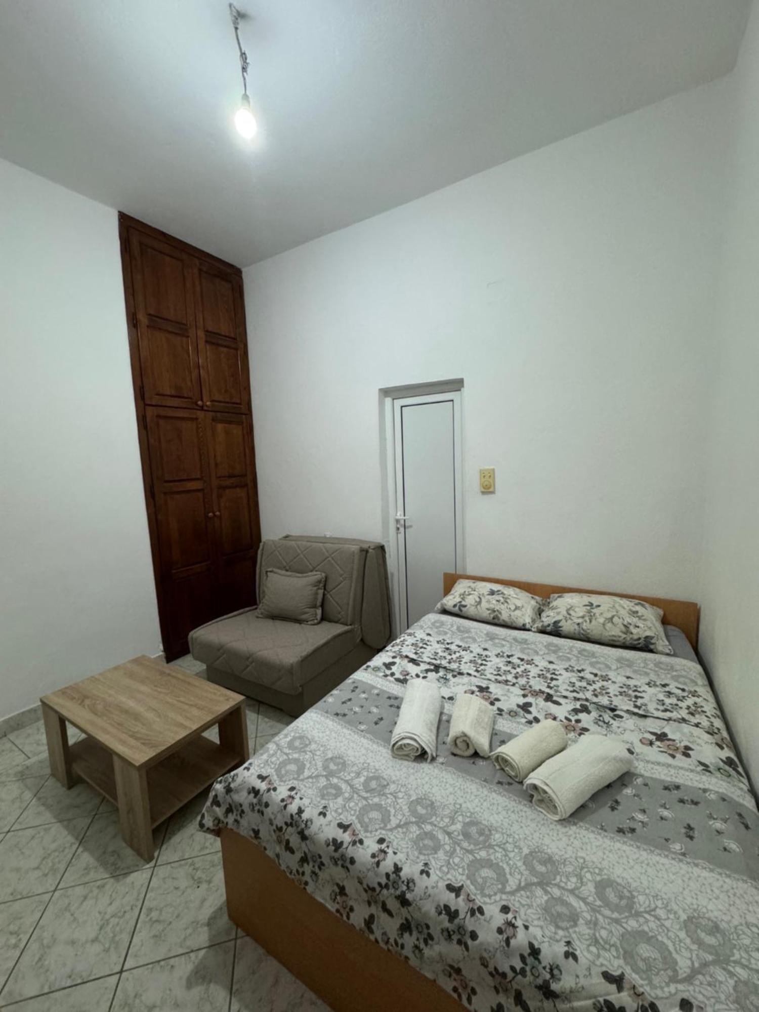 Apartments Stefan 苏托莫雷 外观 照片